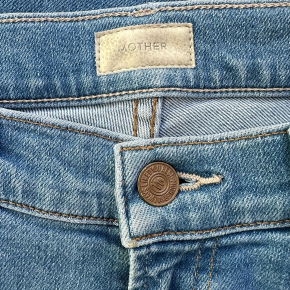 MOTHER The Insider Crop Step Fray Distressed Jeans |Thrilling Shots~29 - Picture 3 of 5